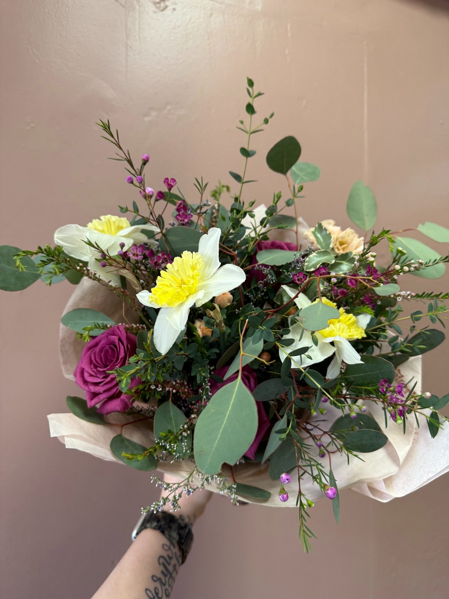 Medium Wrapped Bouquet